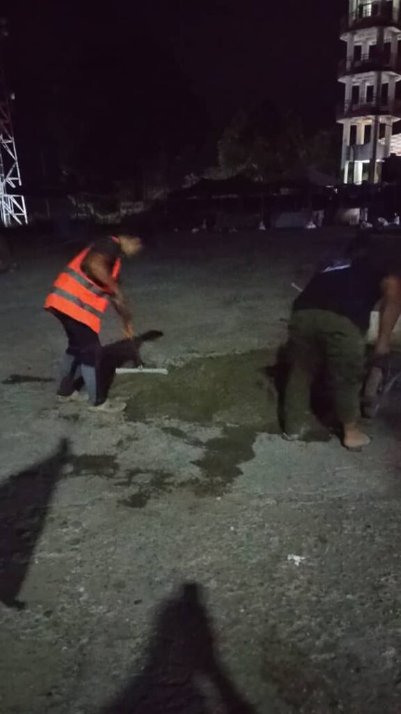 No photo description available.