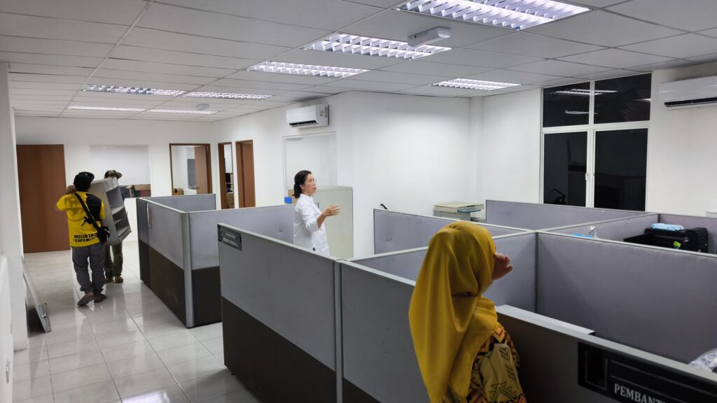 May be an image of lighting, hospital and indoors