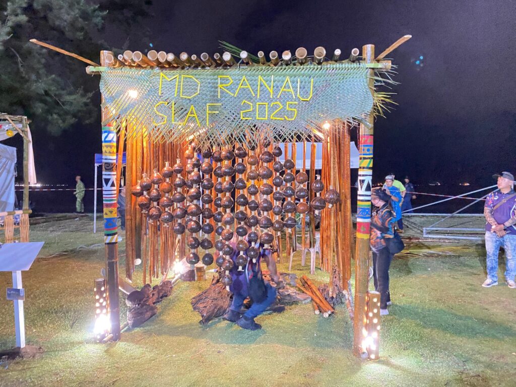 May be an image of lighting and text that says 'MD RANAU SLAF 2025'