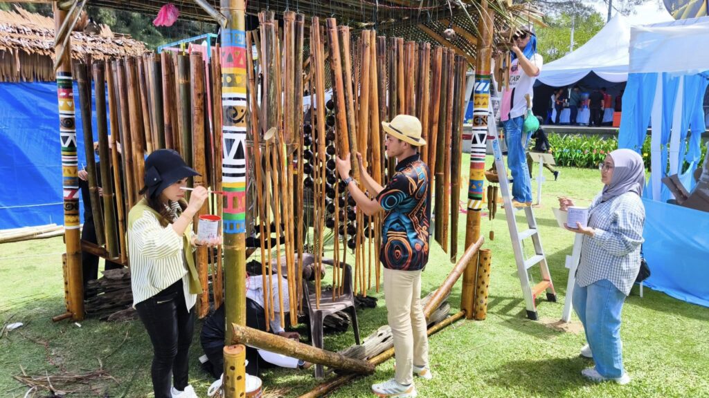 No photo description available.